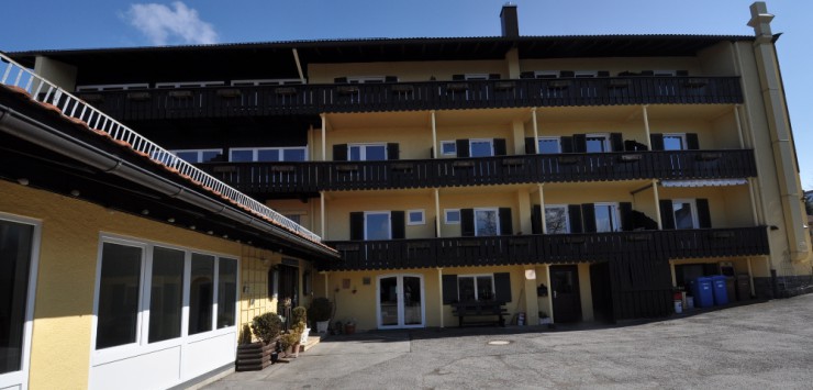 Verwirrung rund um das Bastenhaus in Tegernsee: Schon bald könnten hier doch Asylbewerber untergebracht sein.